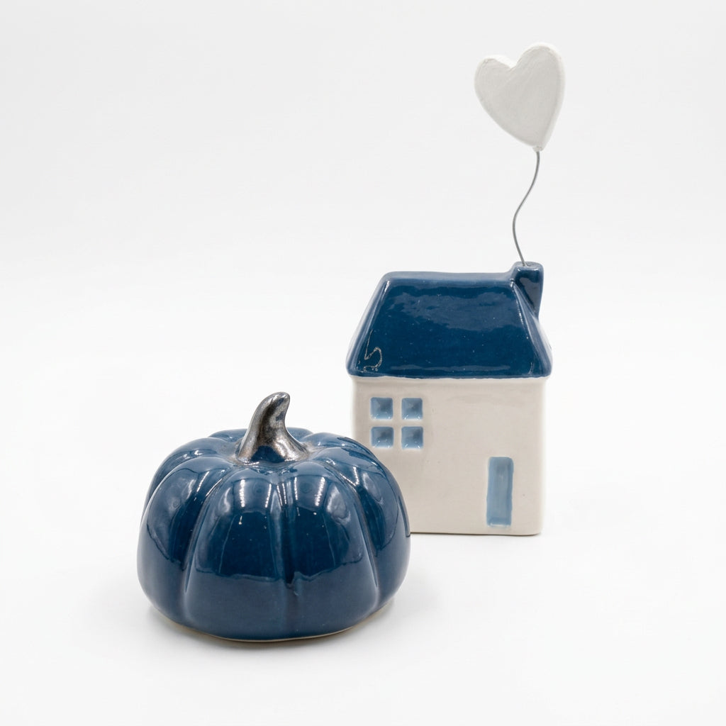 Blue Pumpkin Dreams – Χειροποίητο Κεραμικό Σετ με κερί σόγιας cappuccino